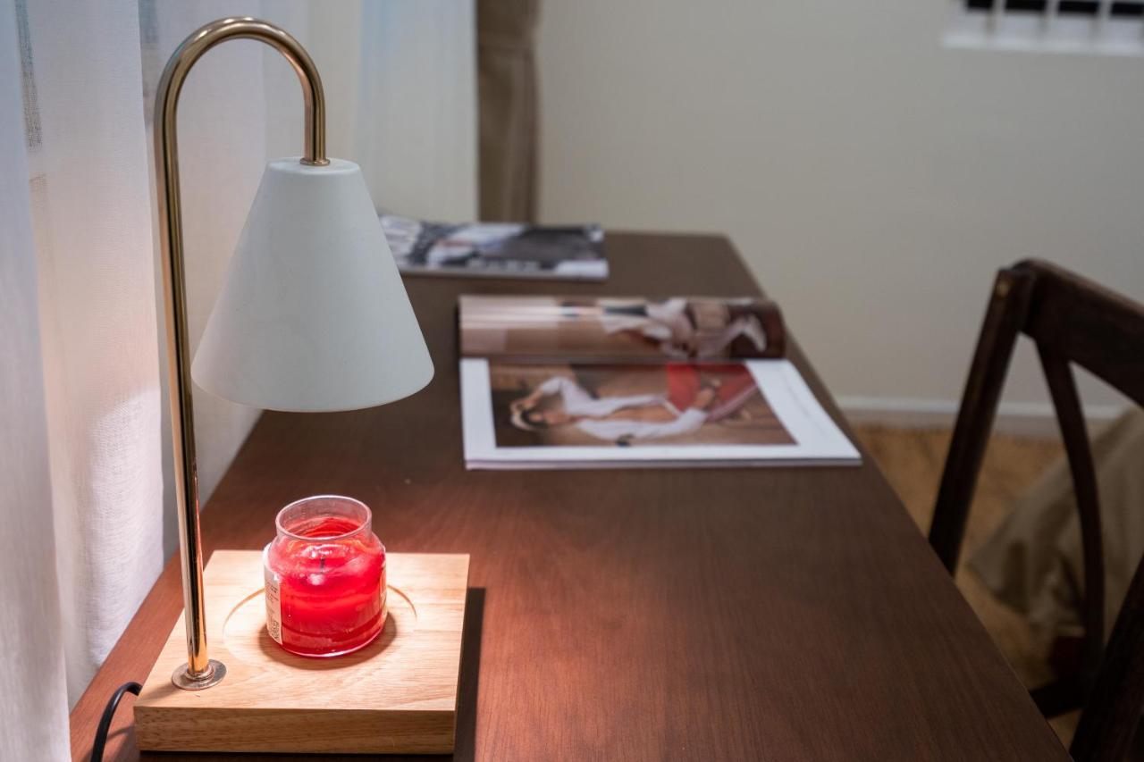 Bed & Breakfast Tropical Vibes Homestay TP. Hồ Chí Minh